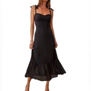 Reformation Nikita Dress in Black! Great condition! Size 2